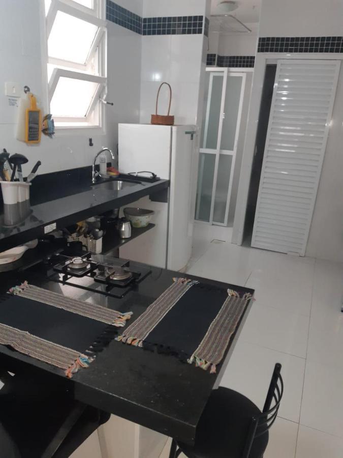 Kitnet Em - Pitangueiras Guarujá